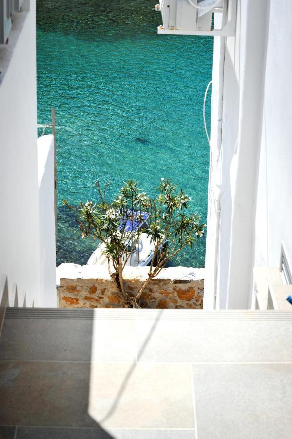 Droufakos' Home, Lux Seafront Apartment W. View Kherronisos Eksteriør bilde